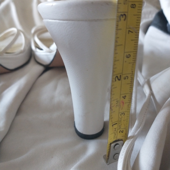 Vintage PEGABO Strappy White Heels - Picture 10 of 11
